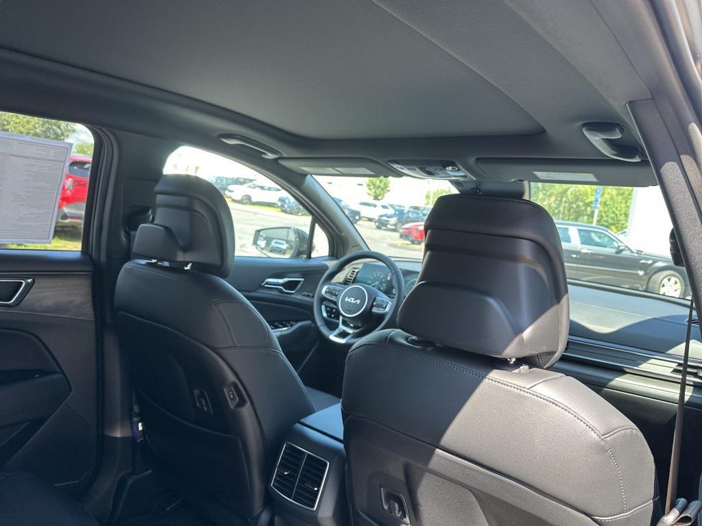 new 2025 Kia Sportage car, priced at $43,714
