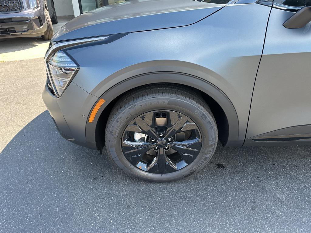 new 2025 Kia Sportage car, priced at $43,714