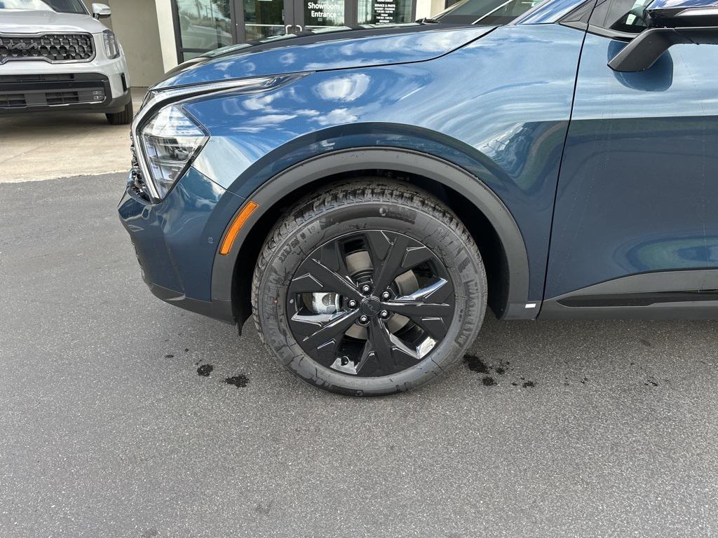 new 2025 Kia Sportage car, priced at $43,673