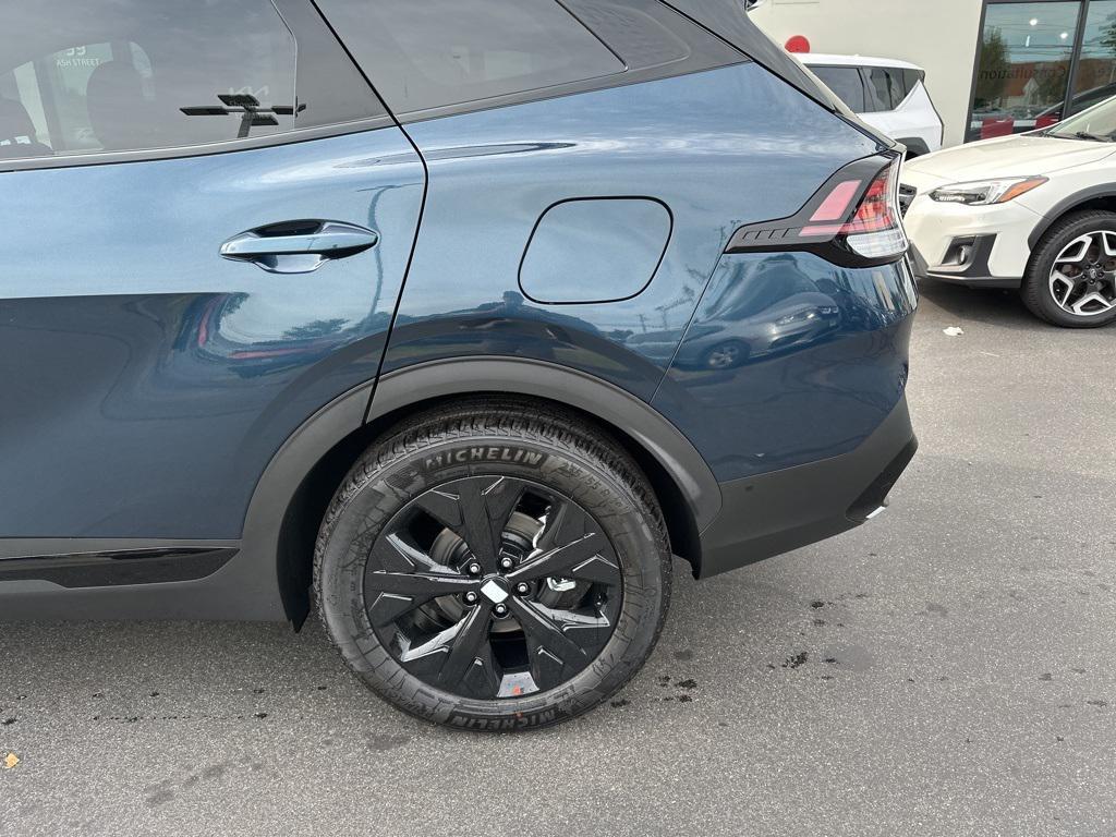 new 2025 Kia Sportage car, priced at $43,602
