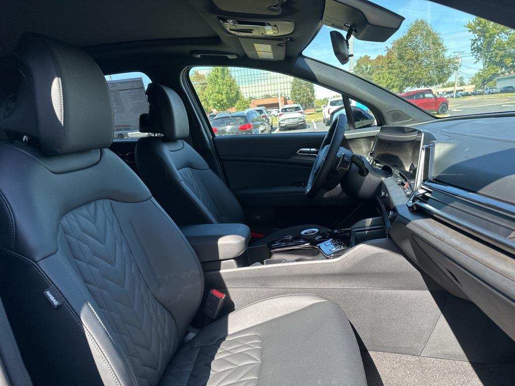 new 2025 Kia Sportage car, priced at $44,513