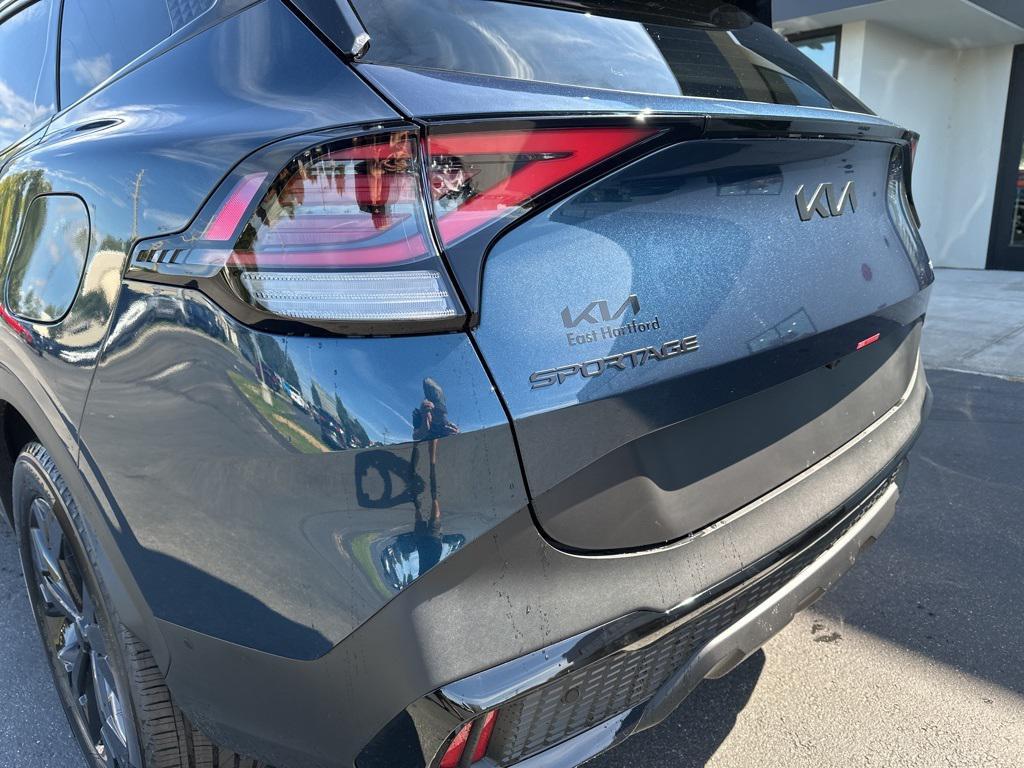 new 2025 Kia Sportage car, priced at $44,513