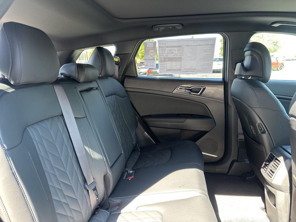 new 2025 Kia Sportage car, priced at $44,513