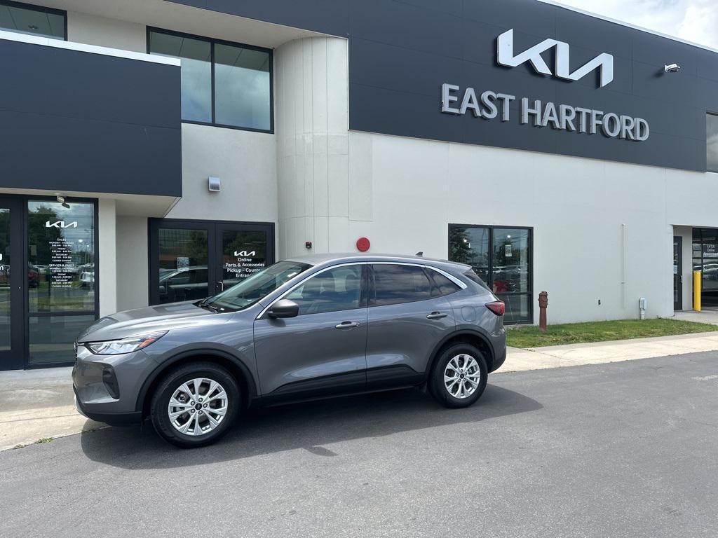 used 2023 Ford Escape car, priced at $19,386