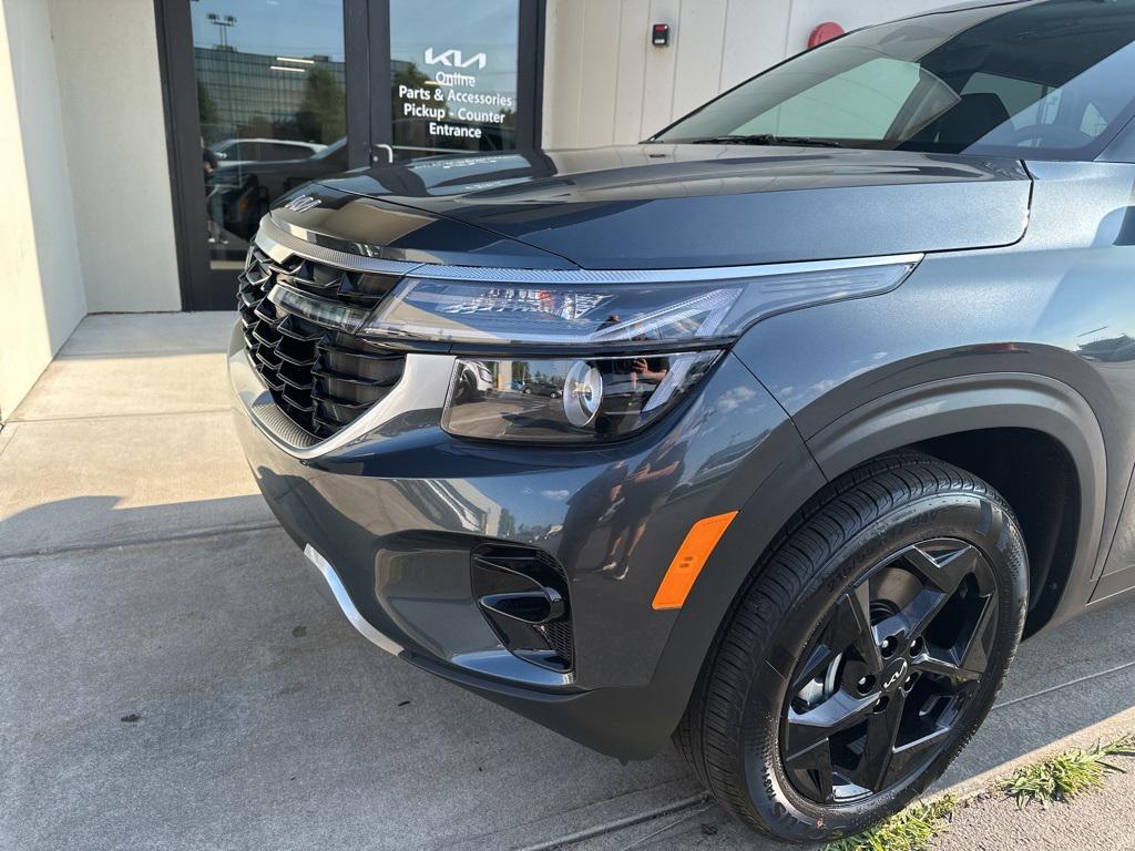 new 2026 Kia Seltos car, priced at $29,701