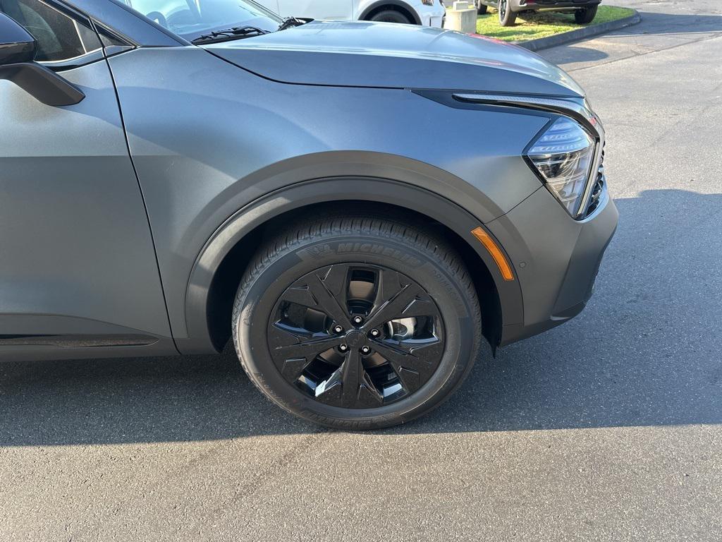 new 2025 Kia Sportage car, priced at $43,544