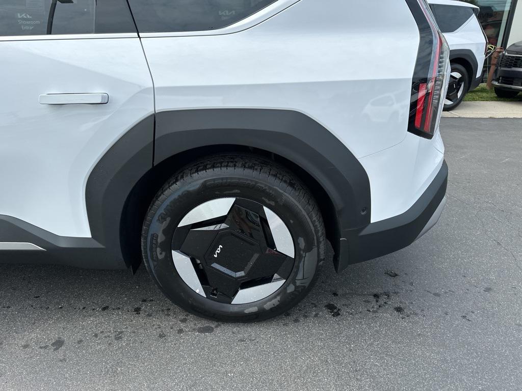 new 2026 Kia EV9 car, priced at $55,833