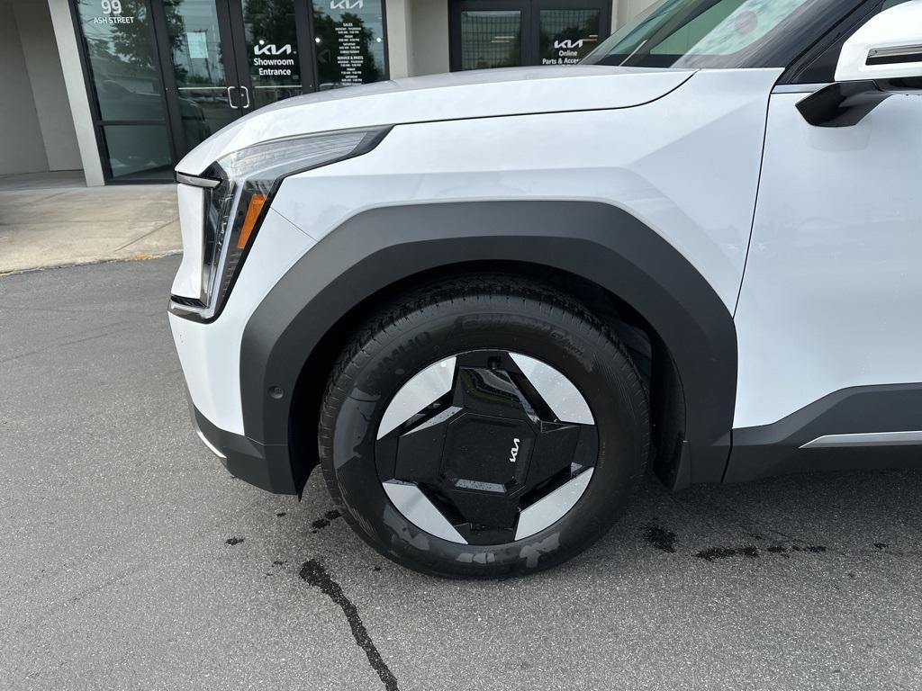 new 2026 Kia EV9 car, priced at $55,833