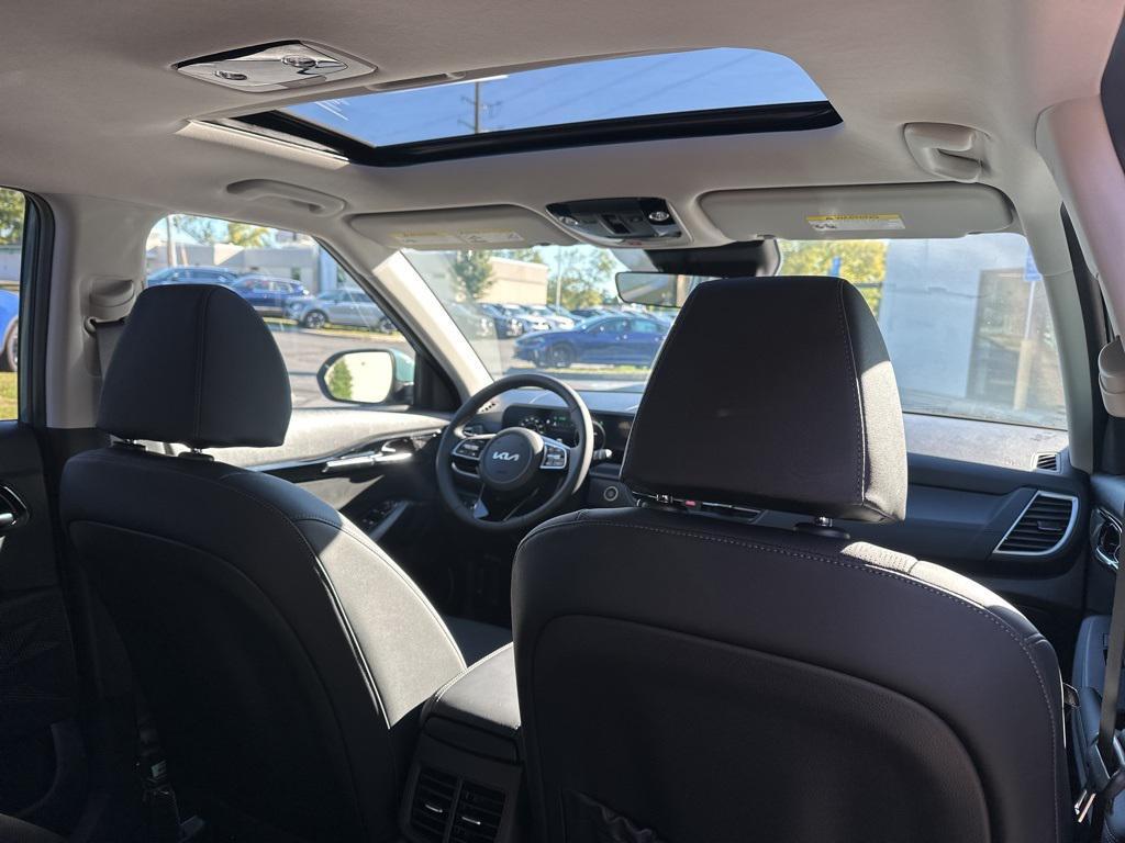 new 2026 Kia Seltos car, priced at $30,189