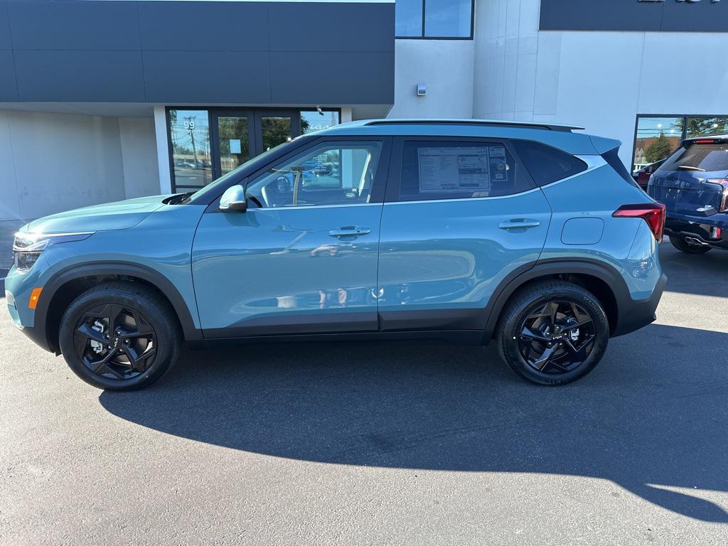 new 2026 Kia Seltos car, priced at $30,189