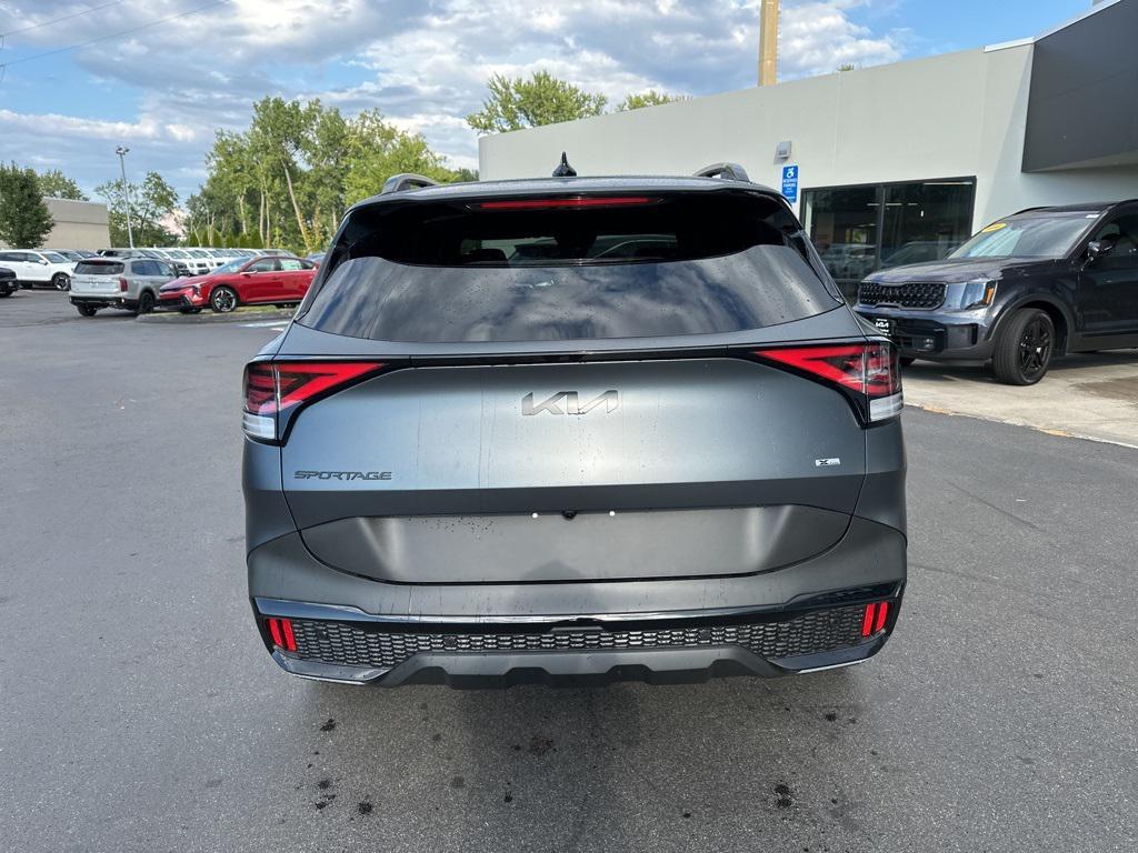 new 2025 Kia Sportage car, priced at $43,776