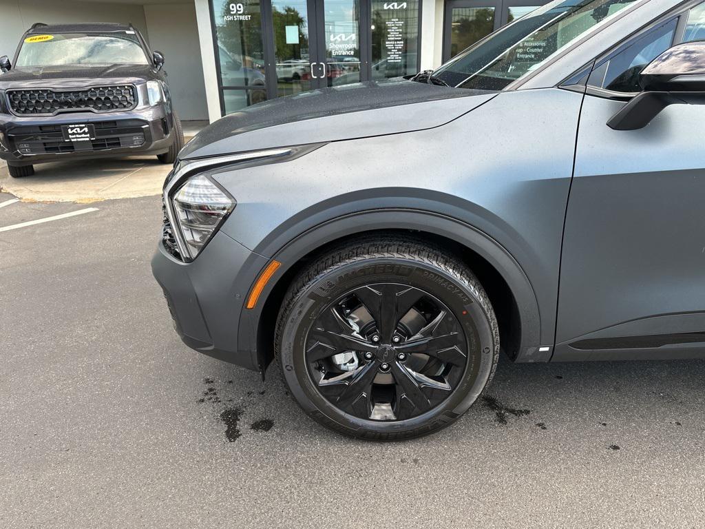 new 2025 Kia Sportage car, priced at $43,776