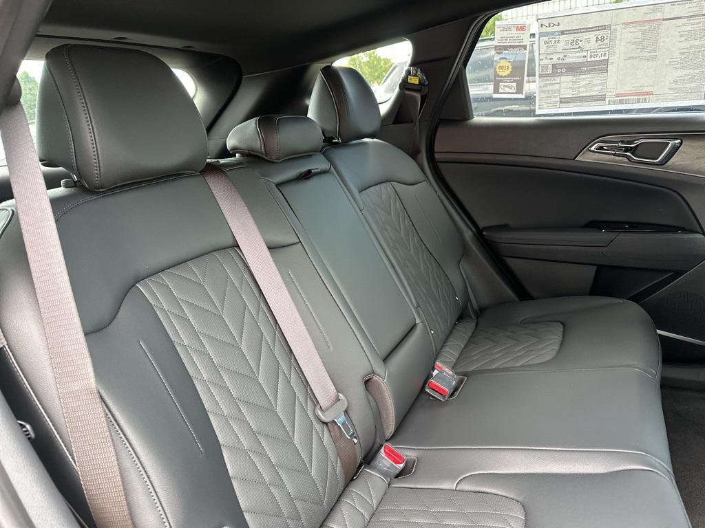 new 2025 Kia Sportage car, priced at $43,776