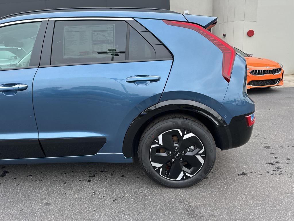new 2025 Kia Niro EV car, priced at $38,173