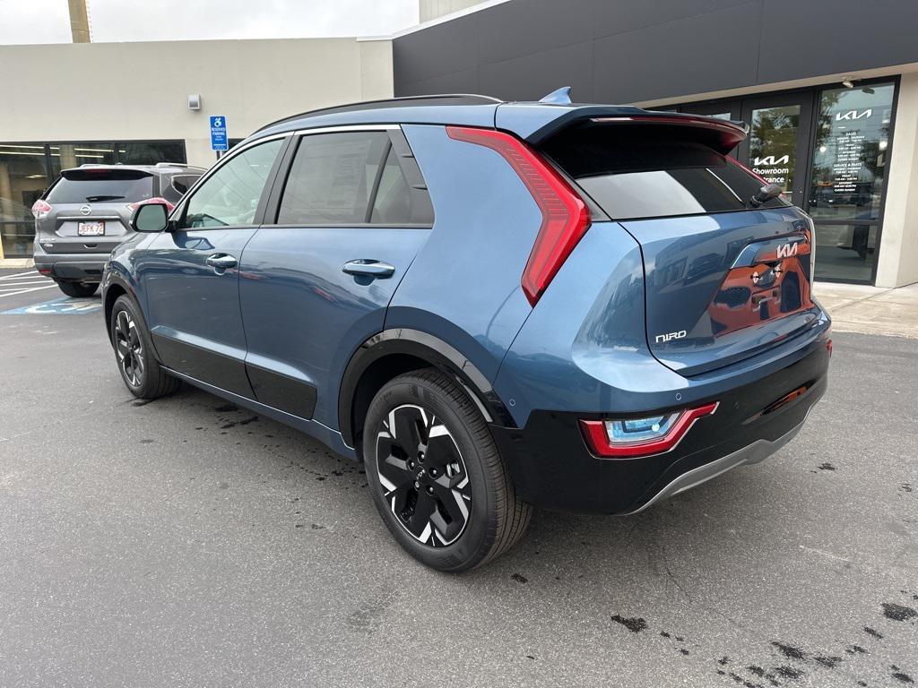 new 2025 Kia Niro EV car, priced at $38,173