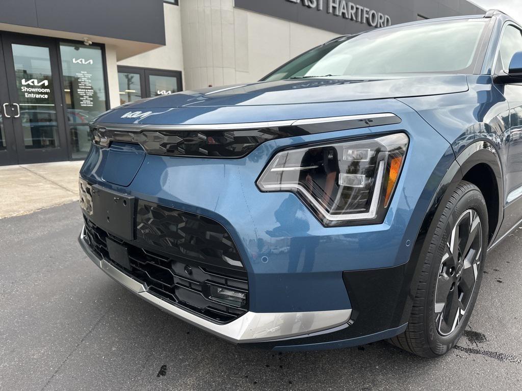 new 2025 Kia Niro EV car, priced at $38,173