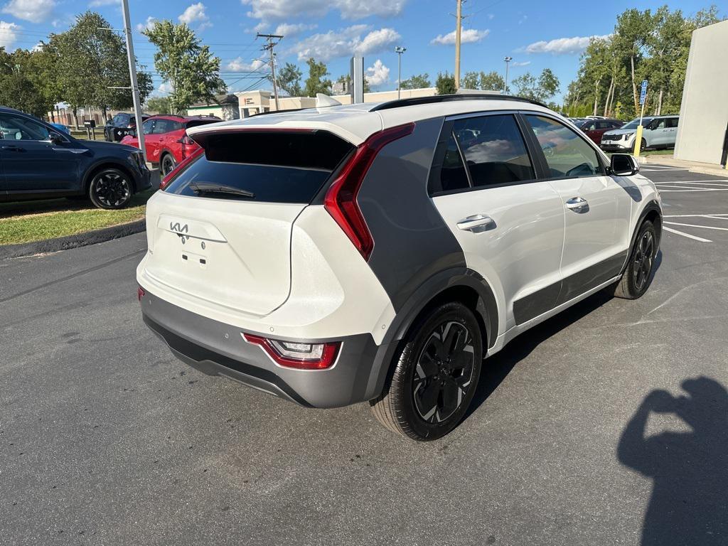 new 2025 Kia Niro EV car, priced at $38,233