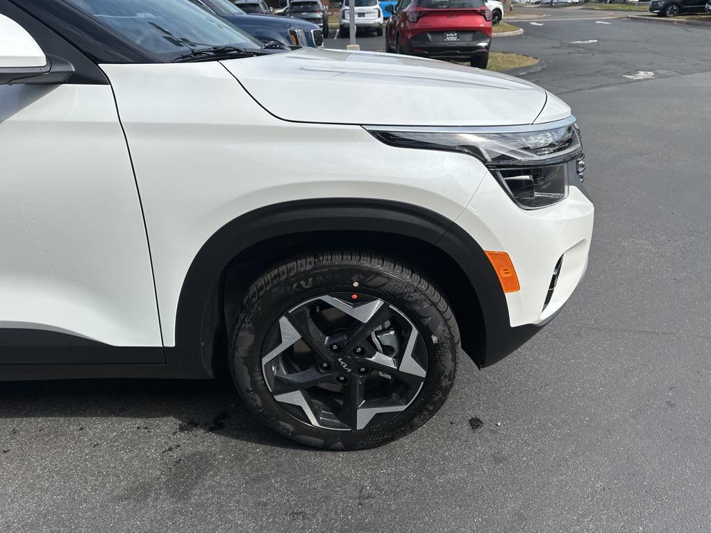 new 2026 Kia Seltos car, priced at $27,721