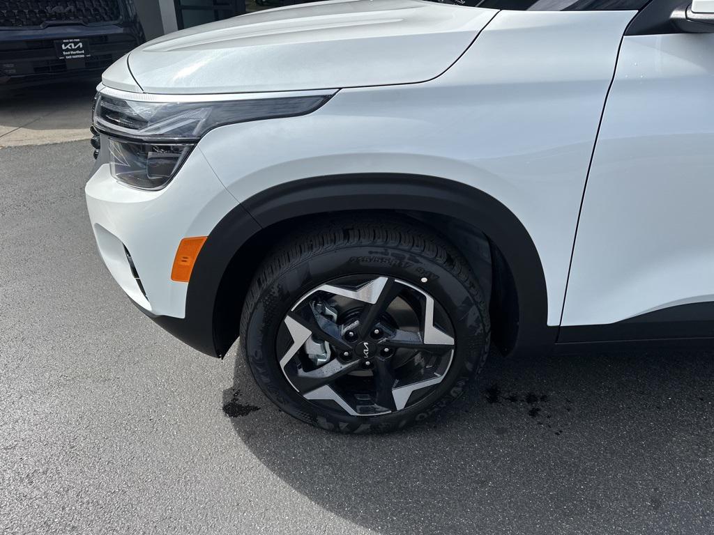 new 2026 Kia Seltos car, priced at $27,721