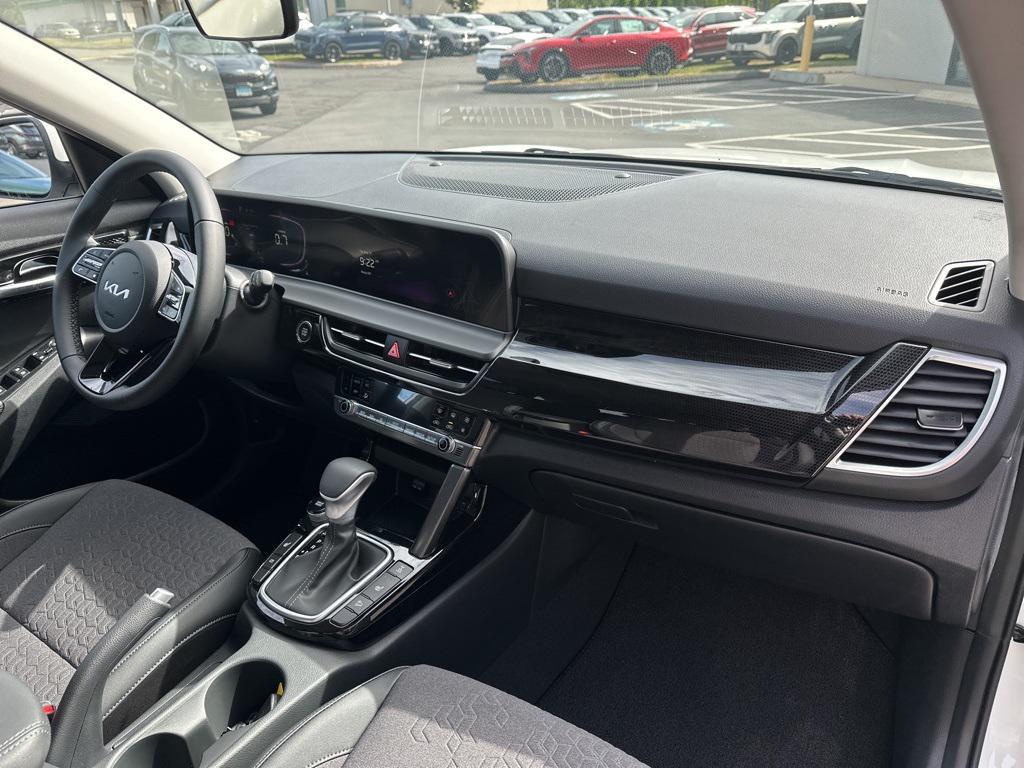 new 2026 Kia Seltos car, priced at $27,721
