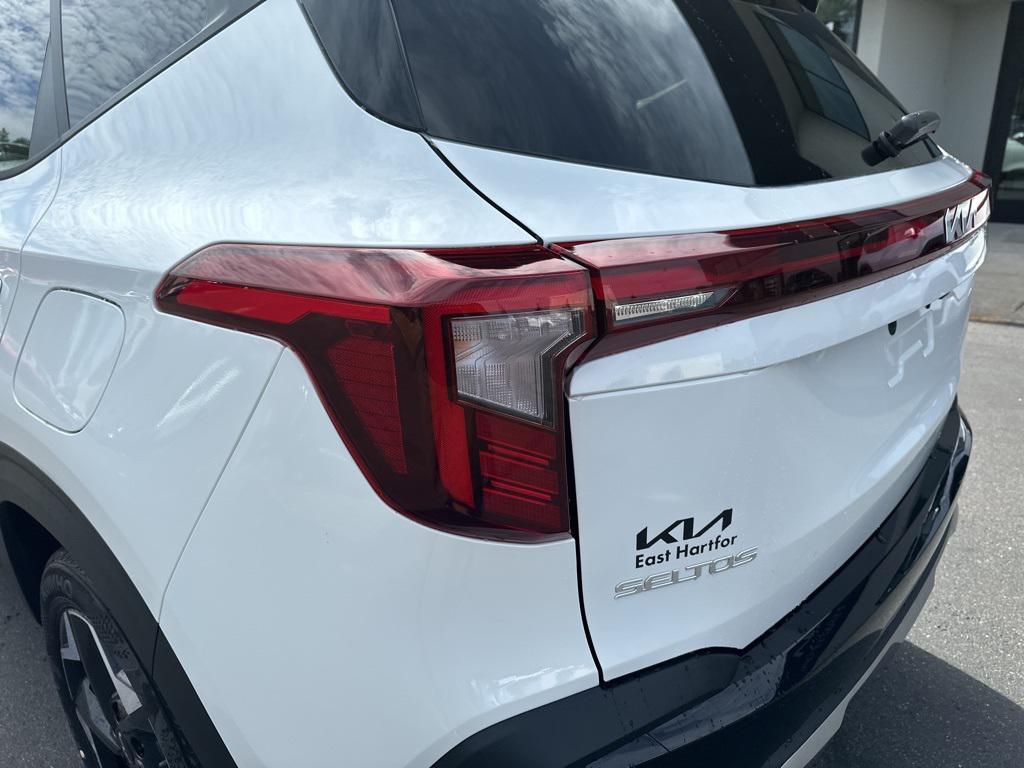 new 2026 Kia Seltos car, priced at $27,721