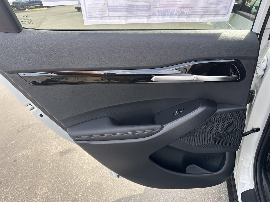 new 2026 Kia Seltos car, priced at $27,721