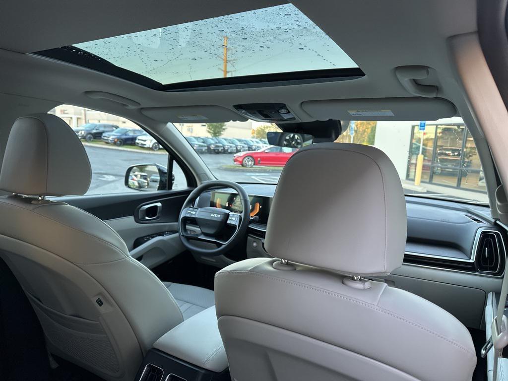 new 2026 Kia Sorento car, priced at $42,172