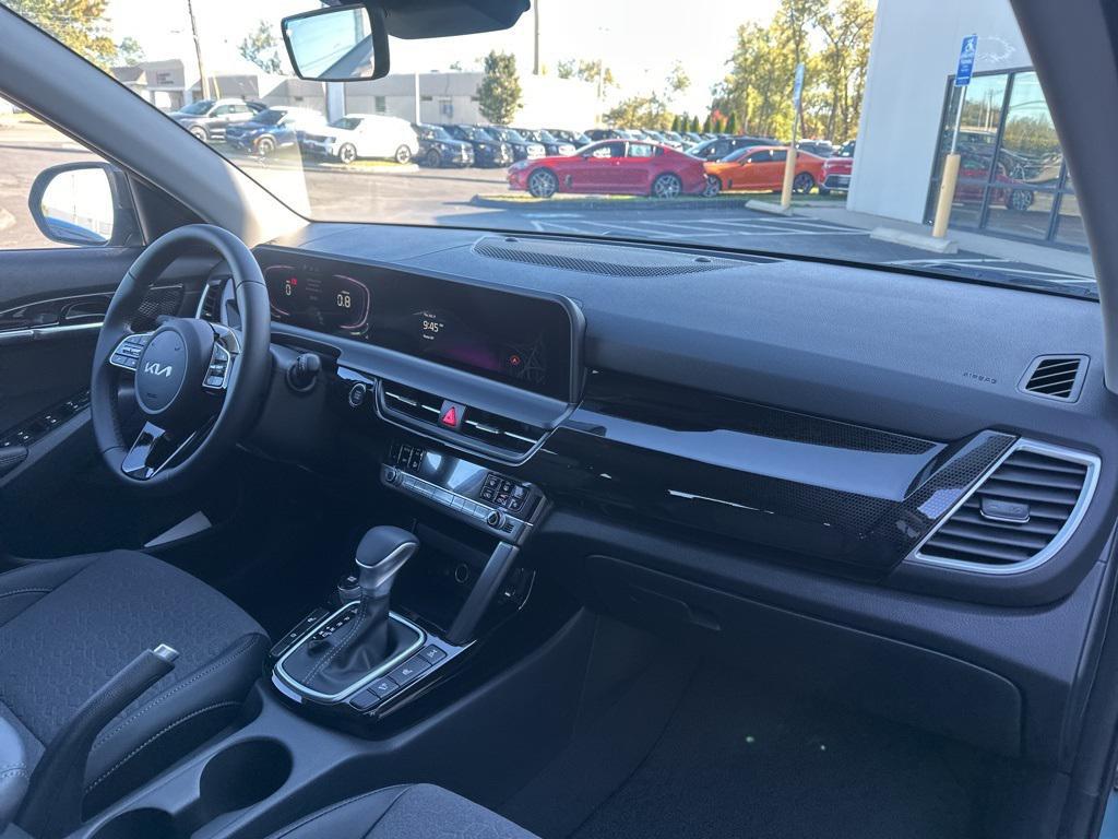 new 2026 Kia Seltos car, priced at $28,126