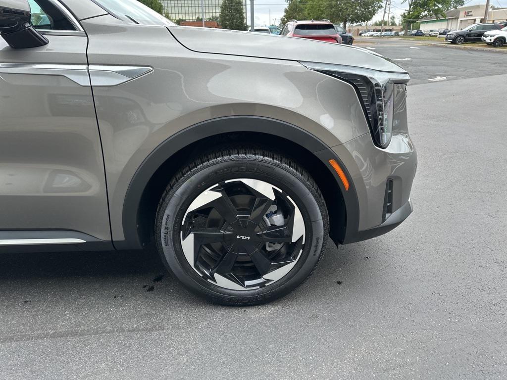 new 2025 Kia Sorento Hybrid car, priced at $37,577