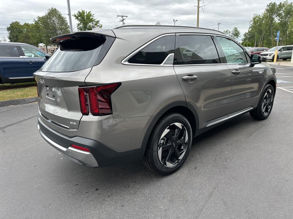 new 2025 Kia Sorento Hybrid car, priced at $37,577
