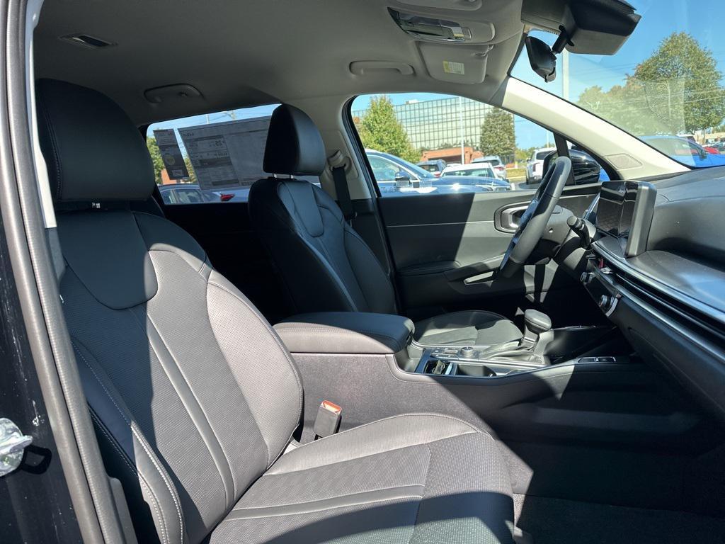 new 2026 Kia Sorento car, priced at $36,688