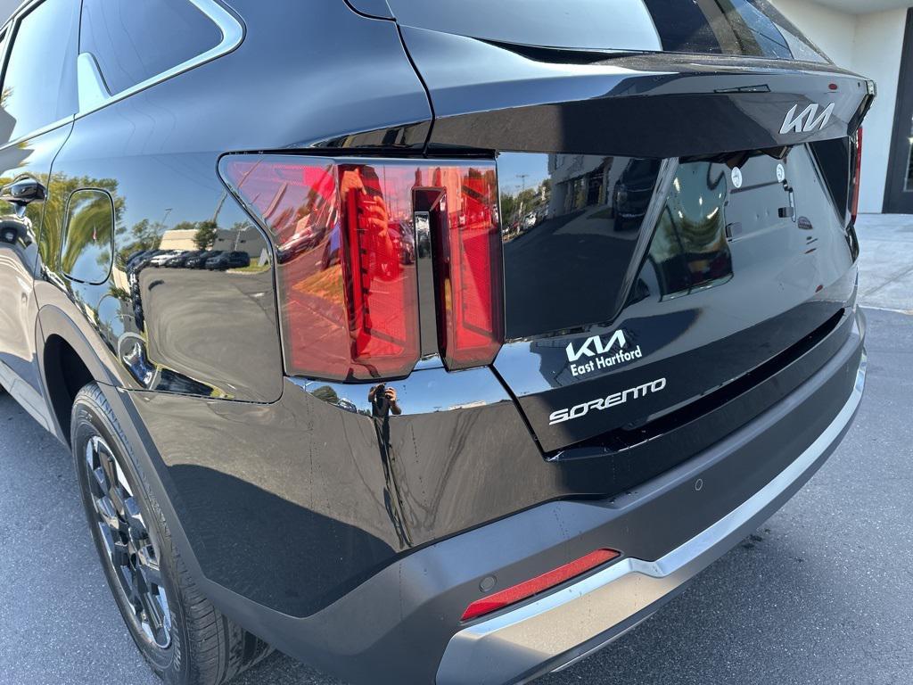 new 2026 Kia Sorento car, priced at $36,688