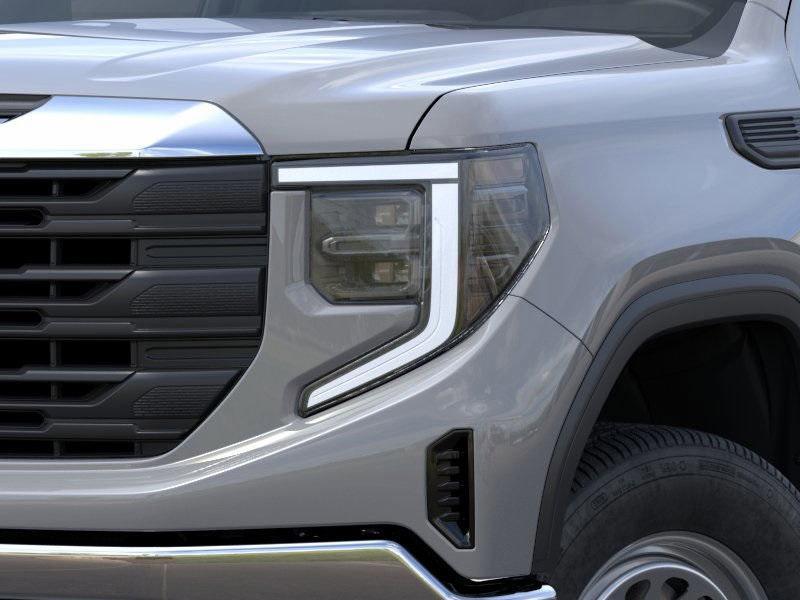 new 2025 GMC Sierra 1500 car, priced at $48,655