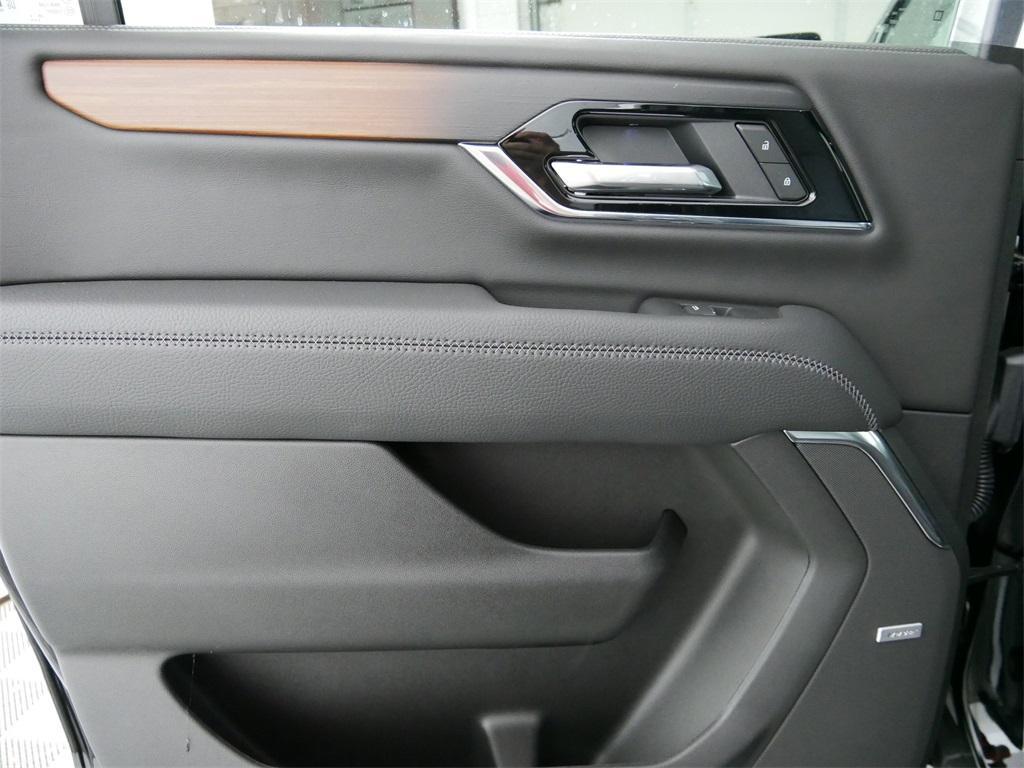 new 2025 GMC Yukon XL car, priced at $92,430