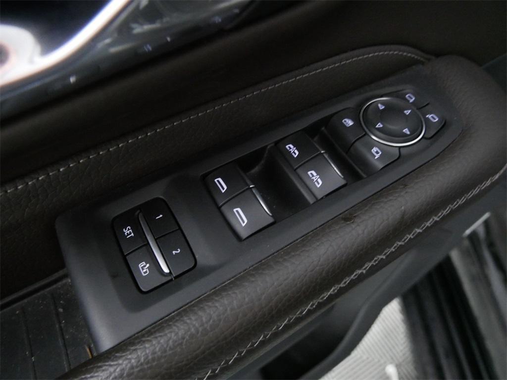 used 2023 GMC Yukon XL car, priced at $63,062