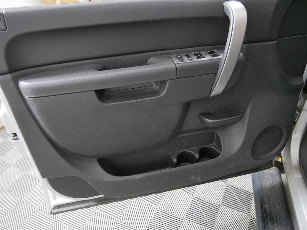 used 2013 GMC Sierra 2500 car, priced at $19,844