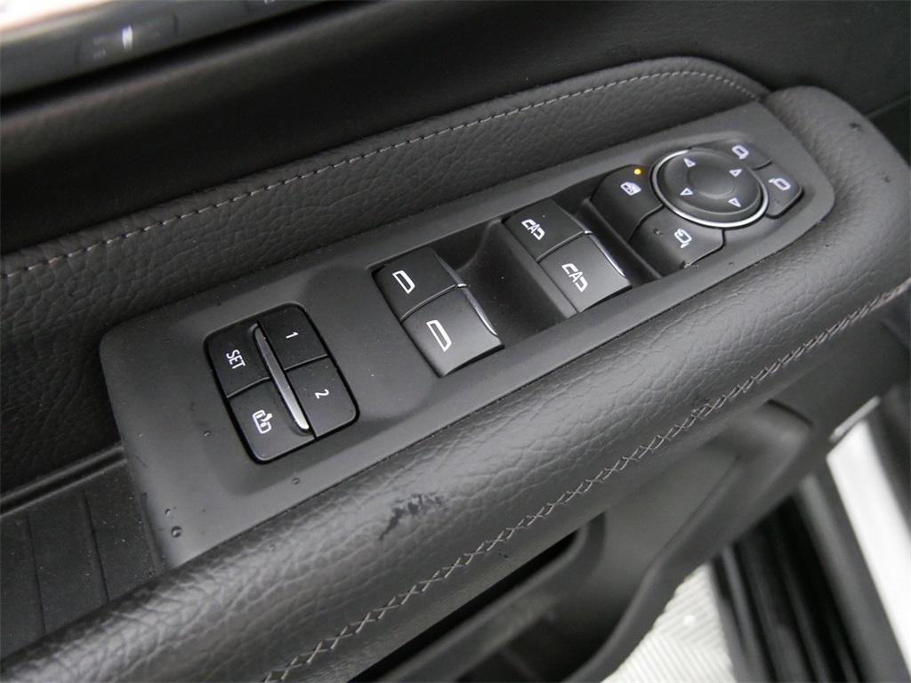 used 2023 GMC Yukon car, priced at $72,200