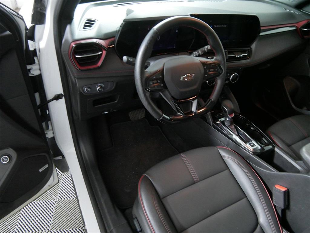 used 2024 Chevrolet TrailBlazer car, priced at $26,940