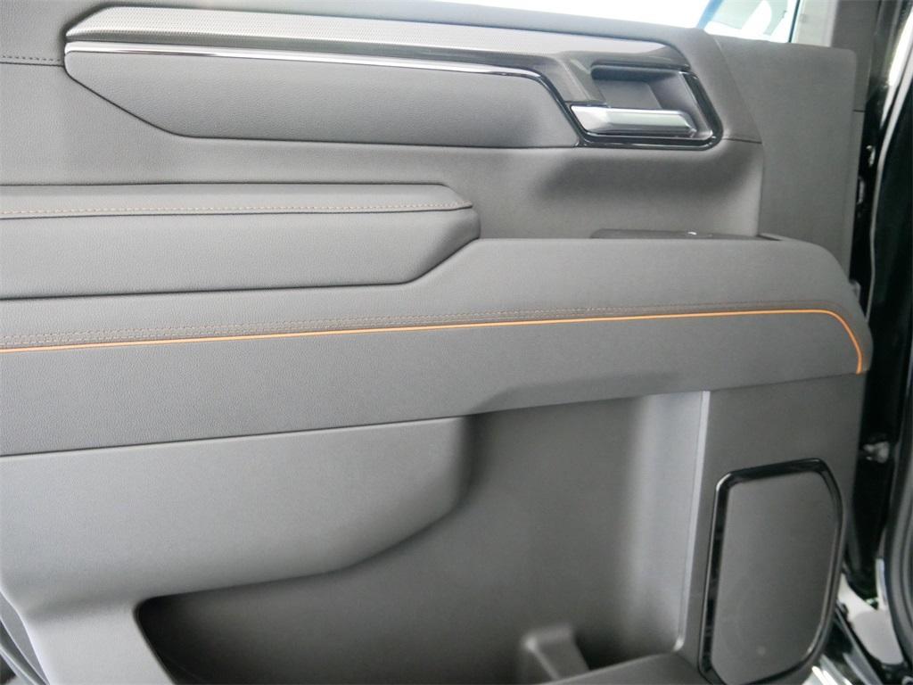 new 2025 GMC Sierra 3500 car, priced at $77,120