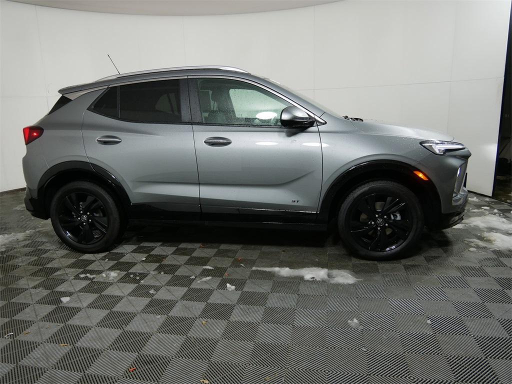 new 2025 Buick Encore GX car, priced at $30,020