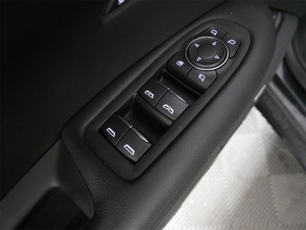 used 2019 Cadillac XT5 car, priced at $26,350