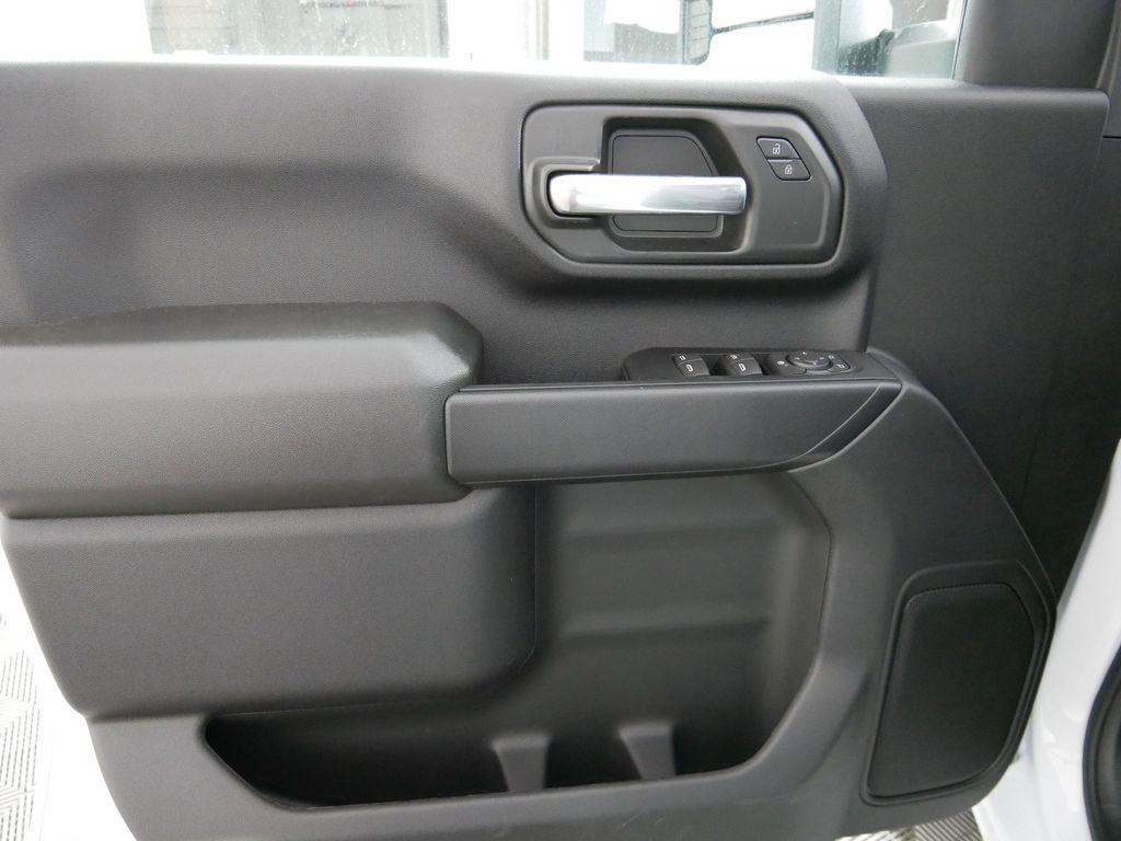 new 2025 GMC Sierra 3500 car, priced at $53,375