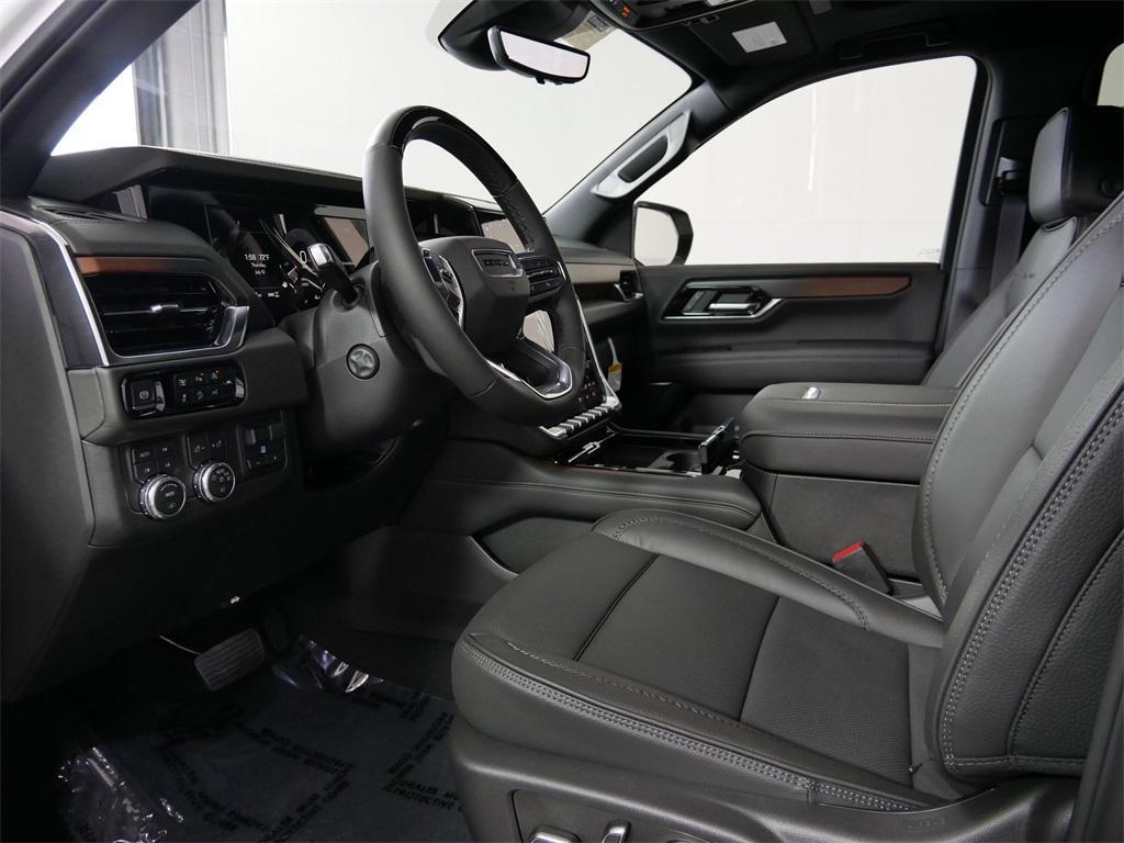 new 2025 GMC Yukon XL car, priced at $99,470