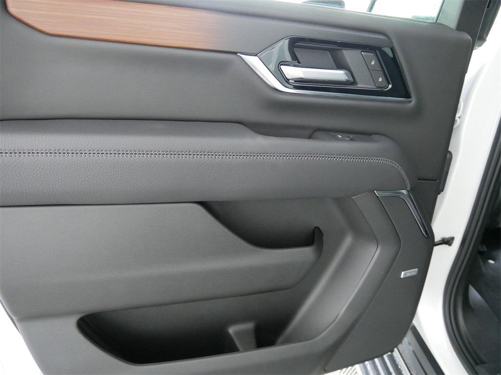 new 2025 GMC Yukon XL car, priced at $99,470