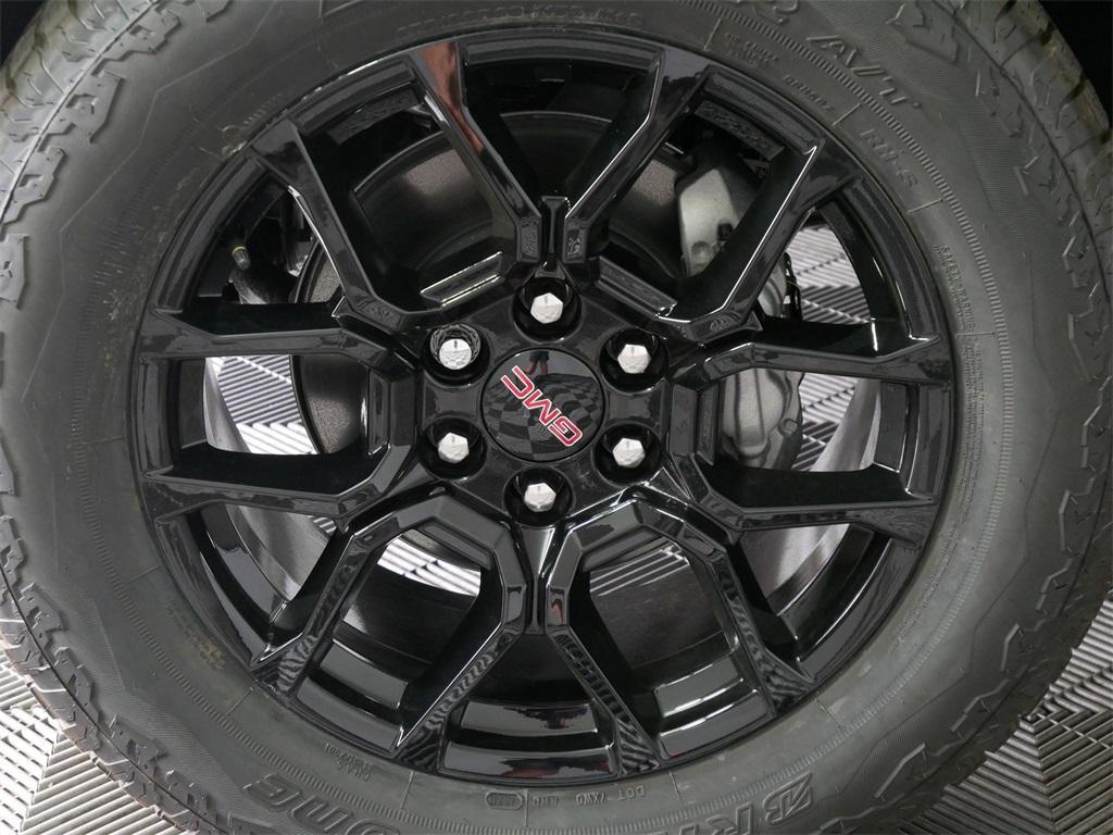 new 2025 GMC Canyon car, priced at $55,285