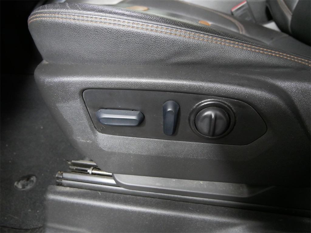 used 2022 GMC Sierra 2500 car, priced at $59,572