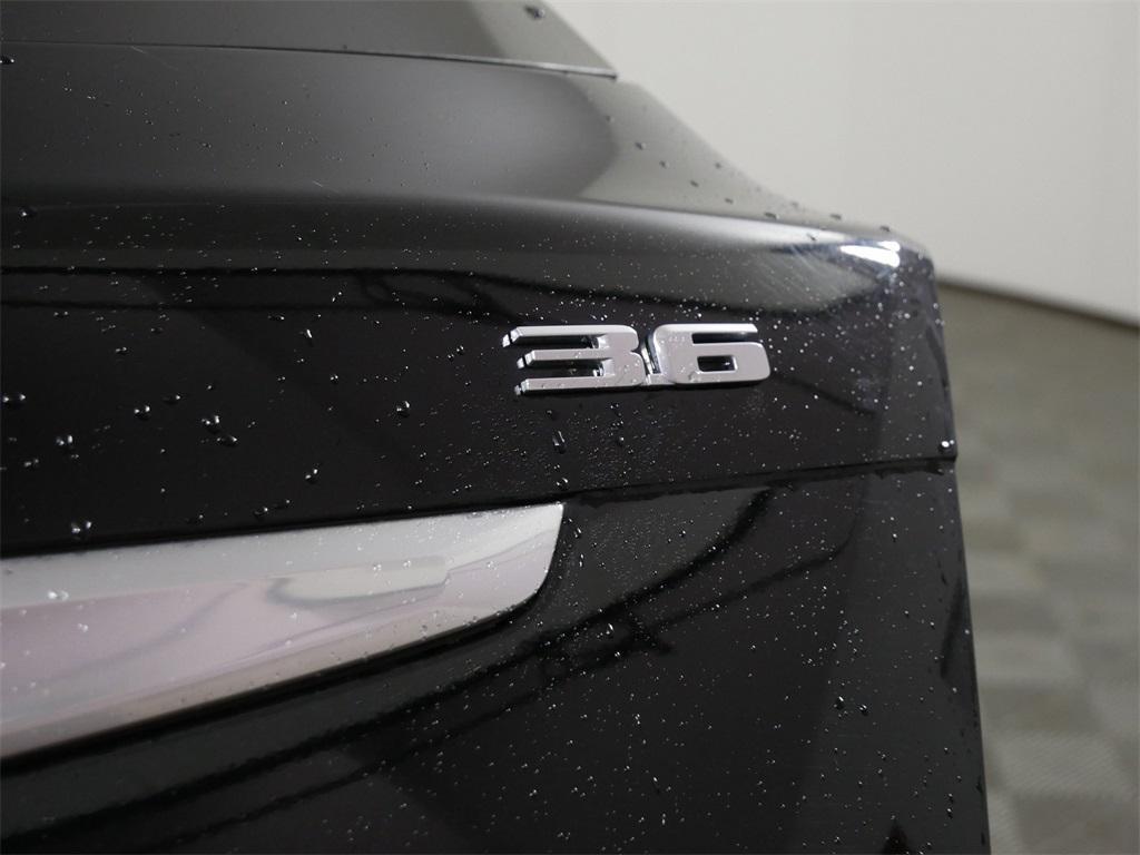 used 2018 Cadillac XT5 car, priced at $20,414