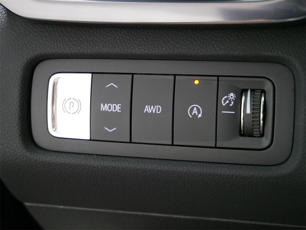 new 2025 GMC Acadia car, priced at $52,390