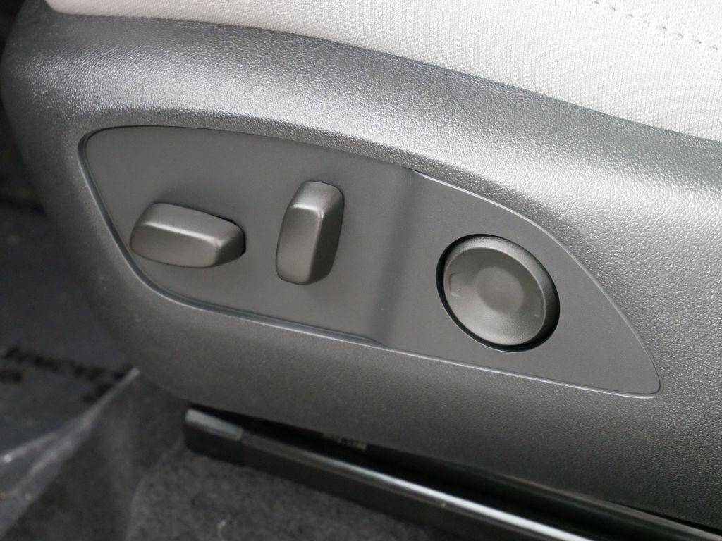 new 2025 GMC Acadia car, priced at $41,990