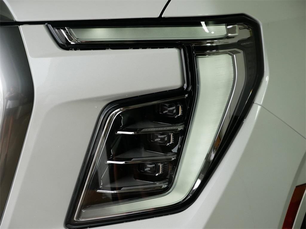 new 2025 GMC Yukon car, priced at $95,675